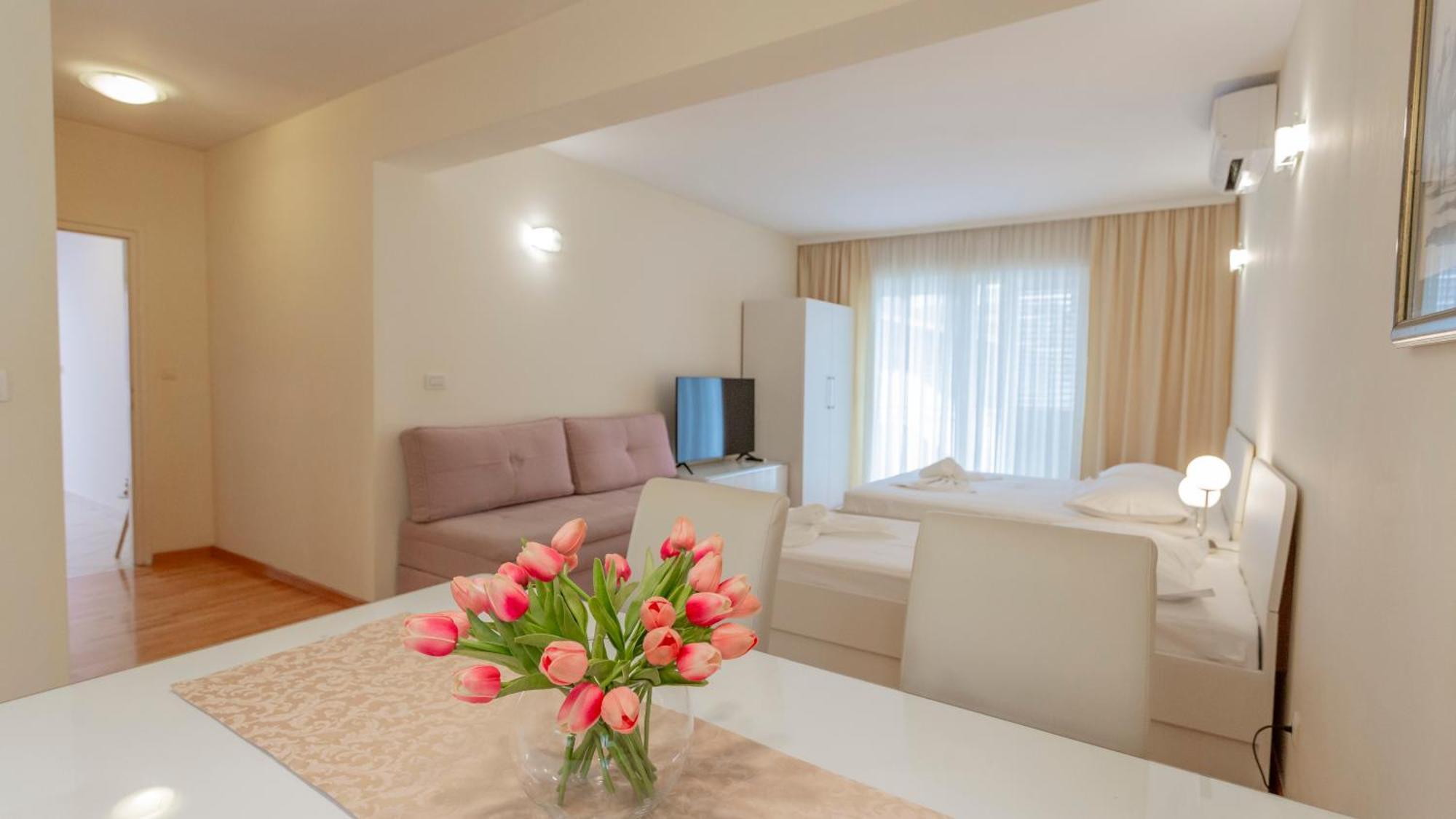 Baska Voda Apartments - Steps From The Beach, Free Parking, Central Location Eksteriør bilde