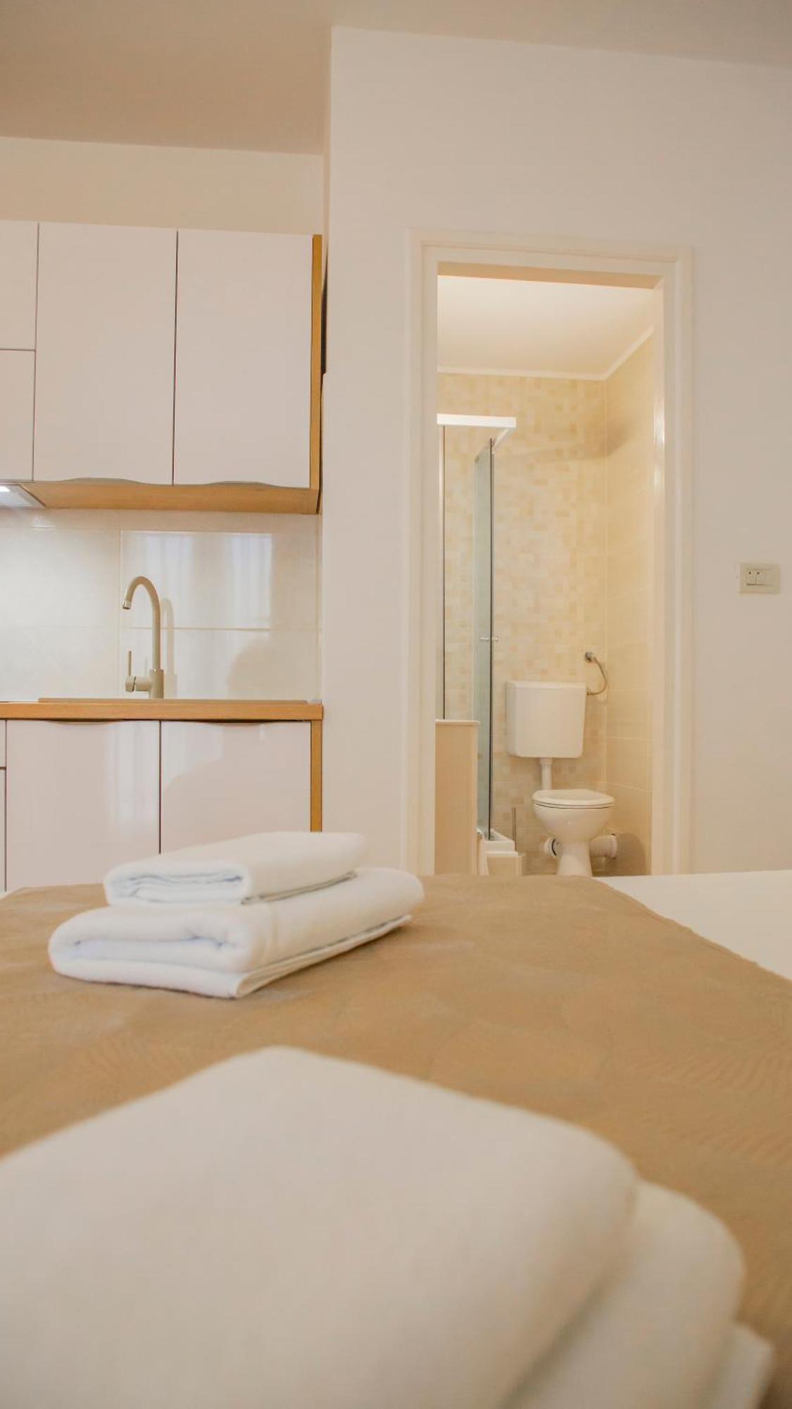 Baska Voda Apartments - Steps From The Beach, Free Parking, Central Location Eksteriør bilde