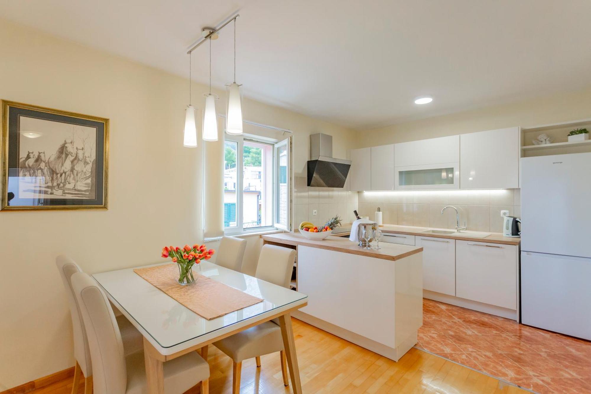 Baska Voda Apartments - Steps From The Beach, Free Parking, Central Location Eksteriør bilde