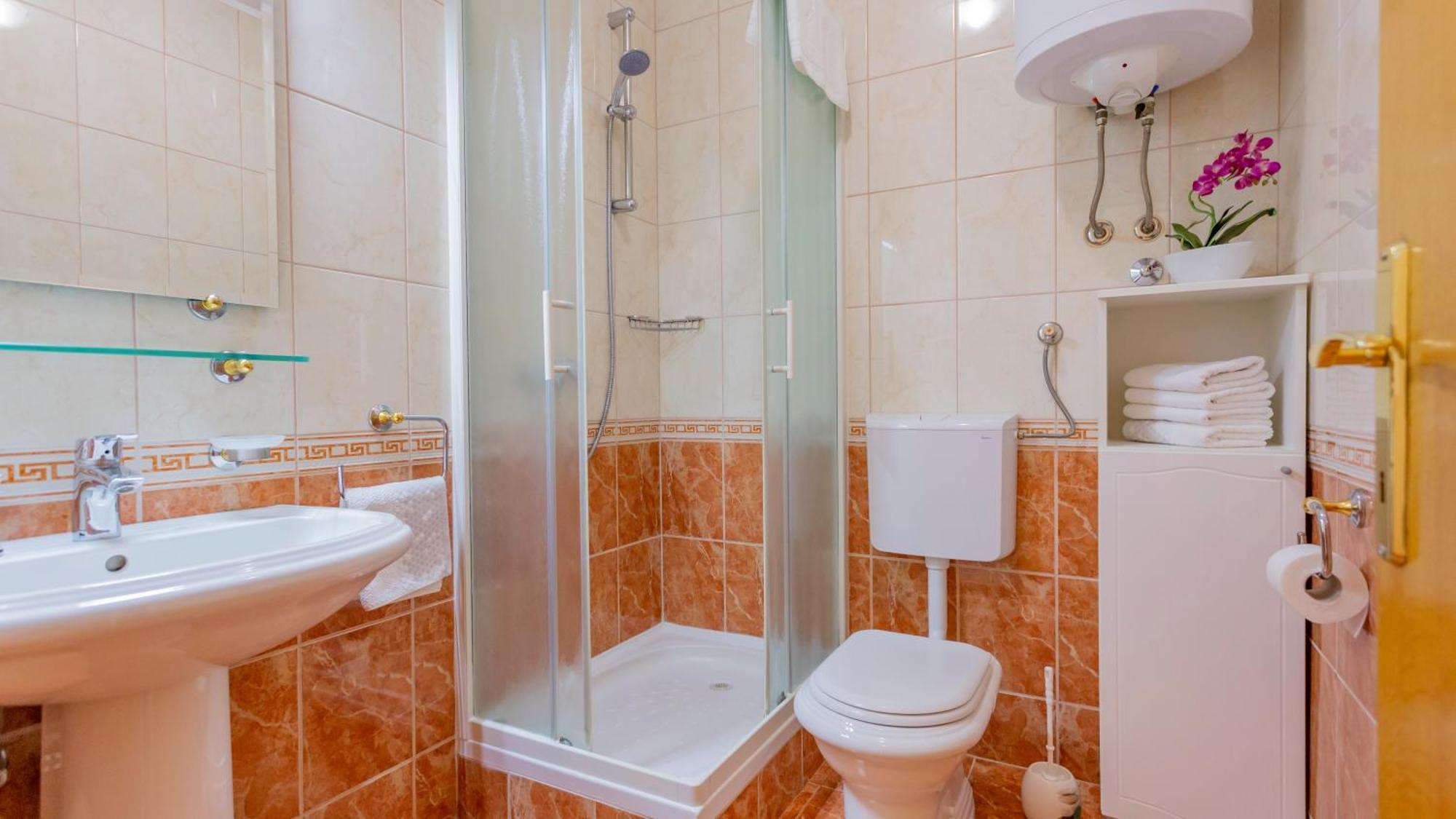 Baska Voda Apartments - Steps From The Beach, Free Parking, Central Location Eksteriør bilde