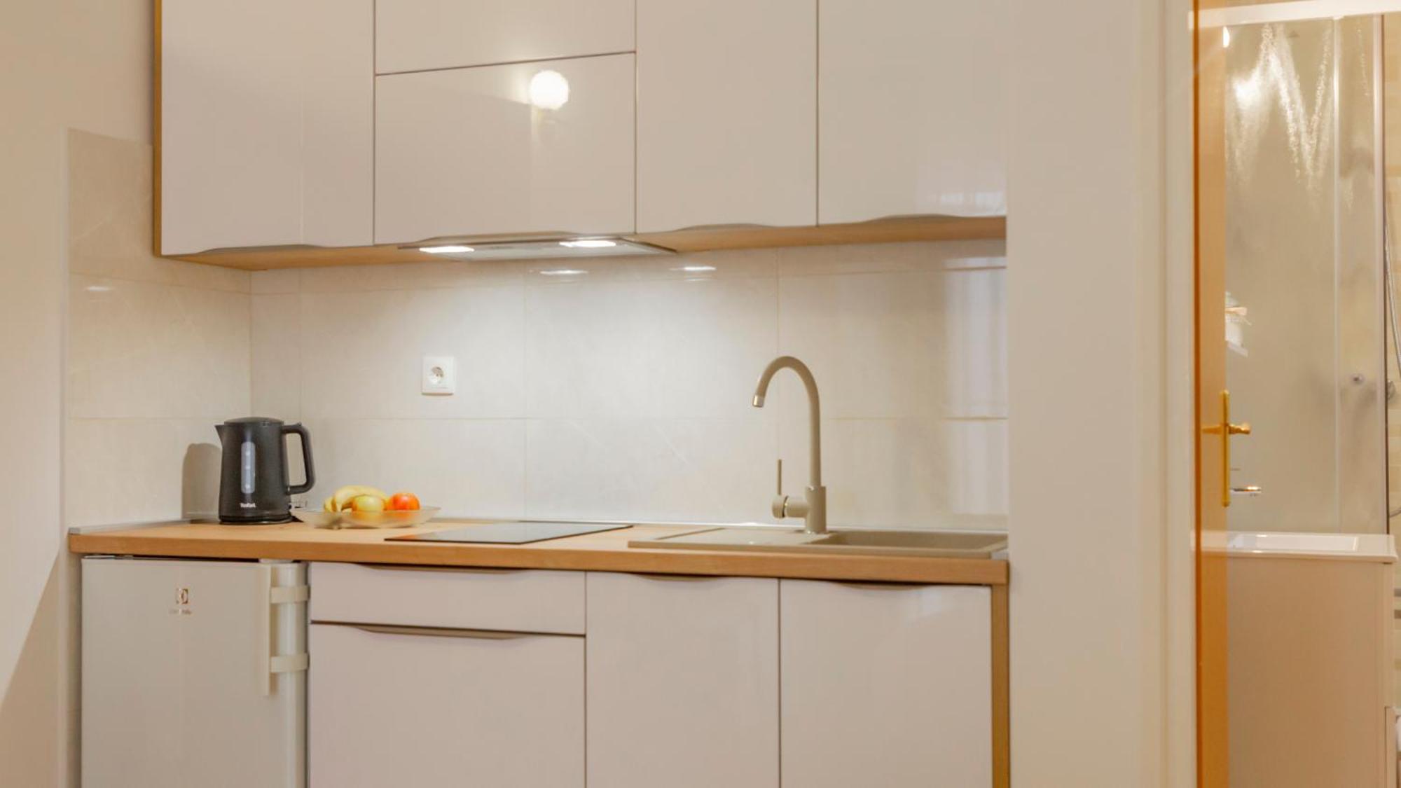 Baska Voda Apartments - Steps From The Beach, Free Parking, Central Location Eksteriør bilde