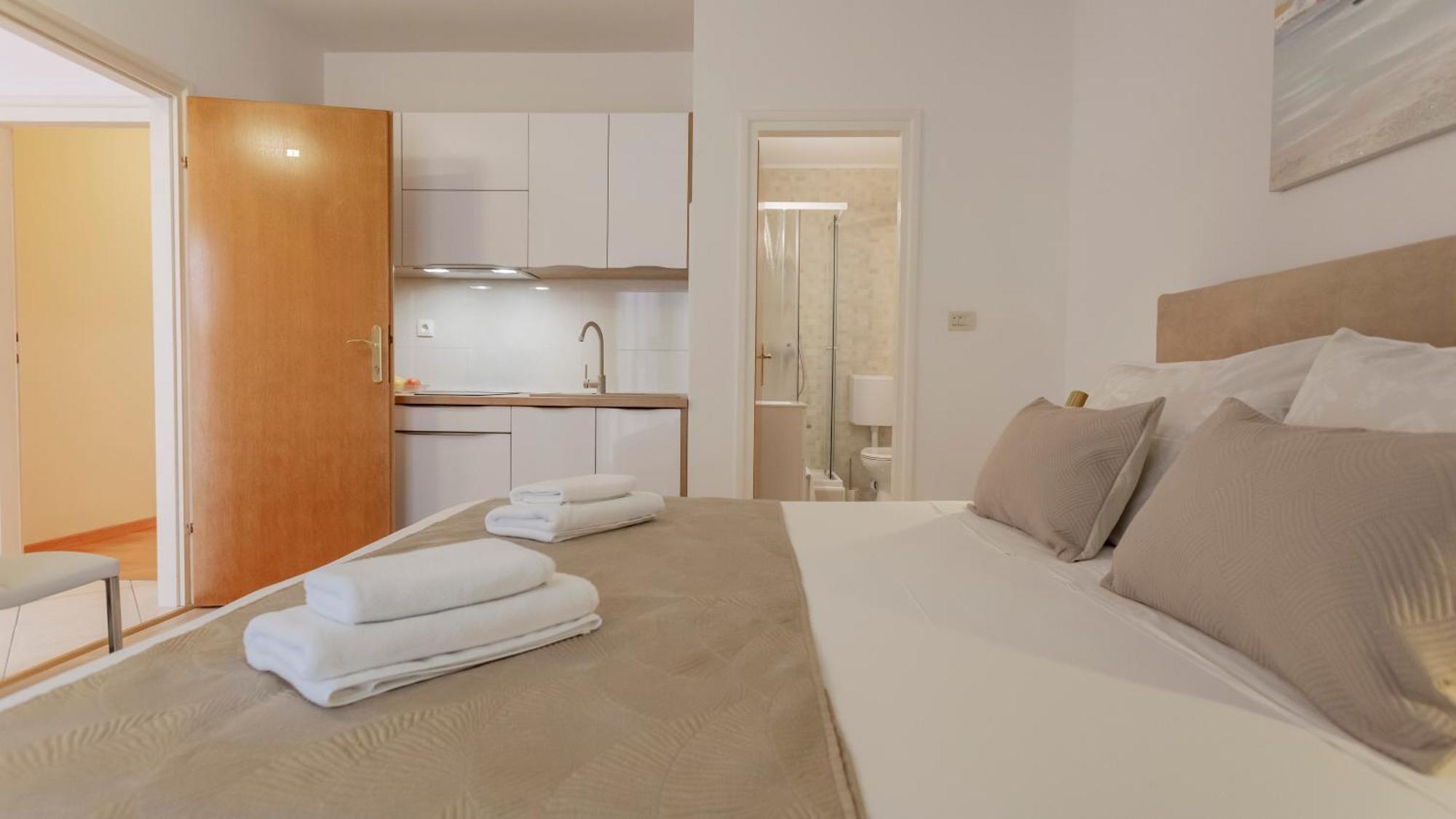 Baska Voda Apartments - Steps From The Beach, Free Parking, Central Location Eksteriør bilde