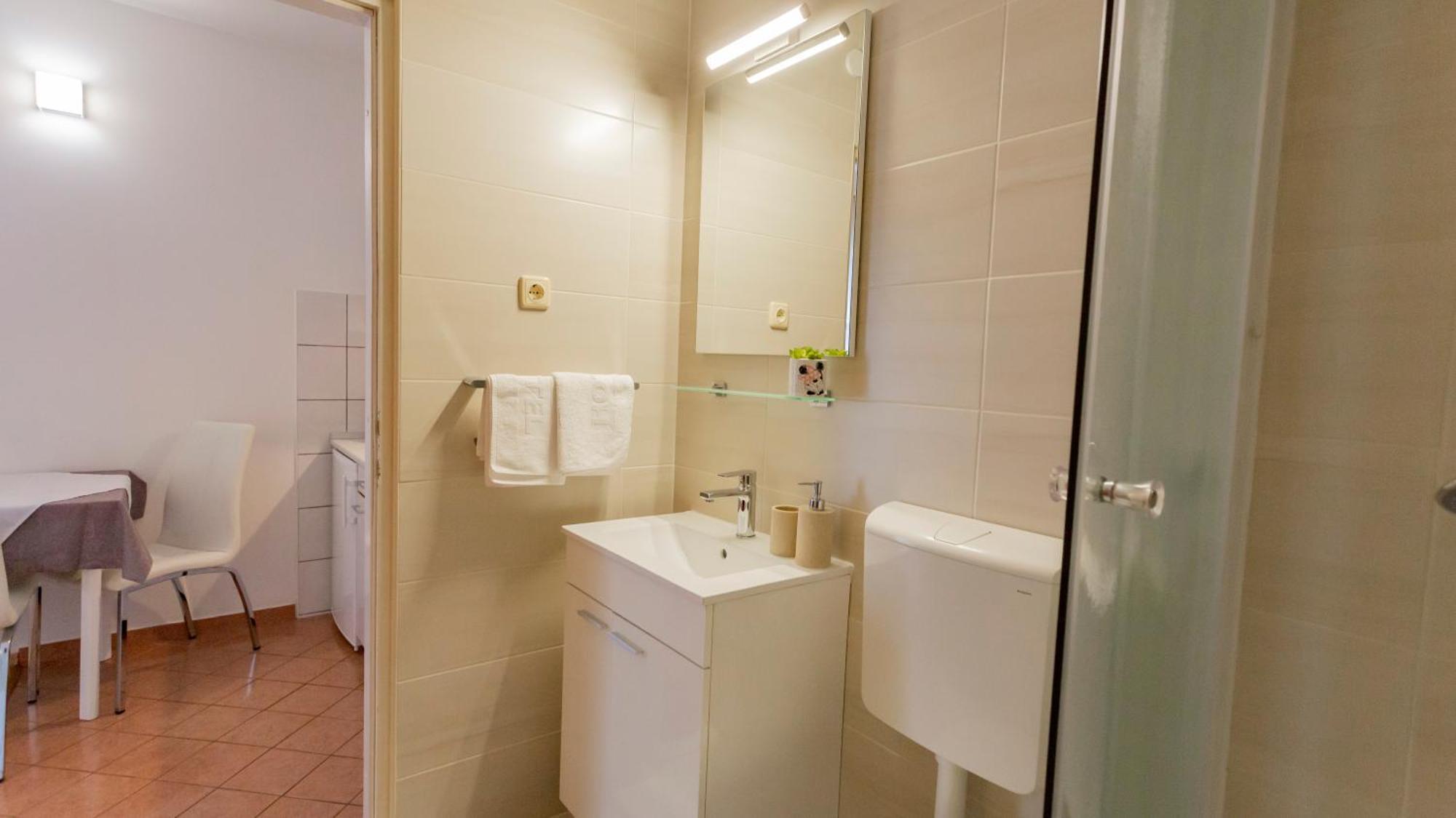 Baska Voda Apartments - Steps From The Beach, Free Parking, Central Location Eksteriør bilde