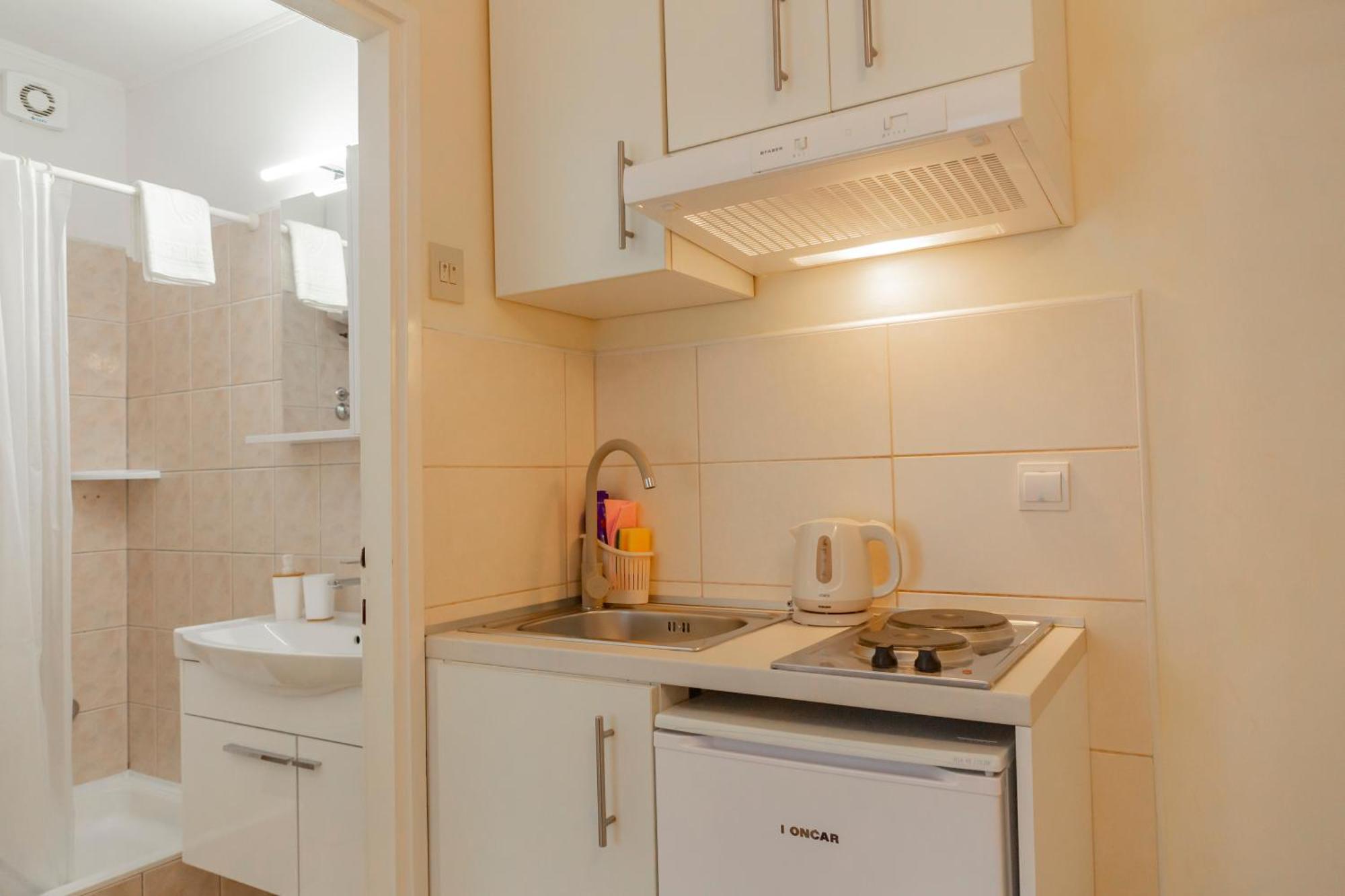 Baska Voda Apartments - Steps From The Beach, Free Parking, Central Location Eksteriør bilde